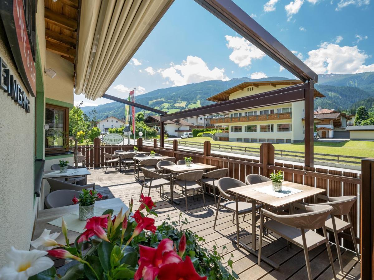 Hotel Alpina Ried im Zillertal Exteriör bild