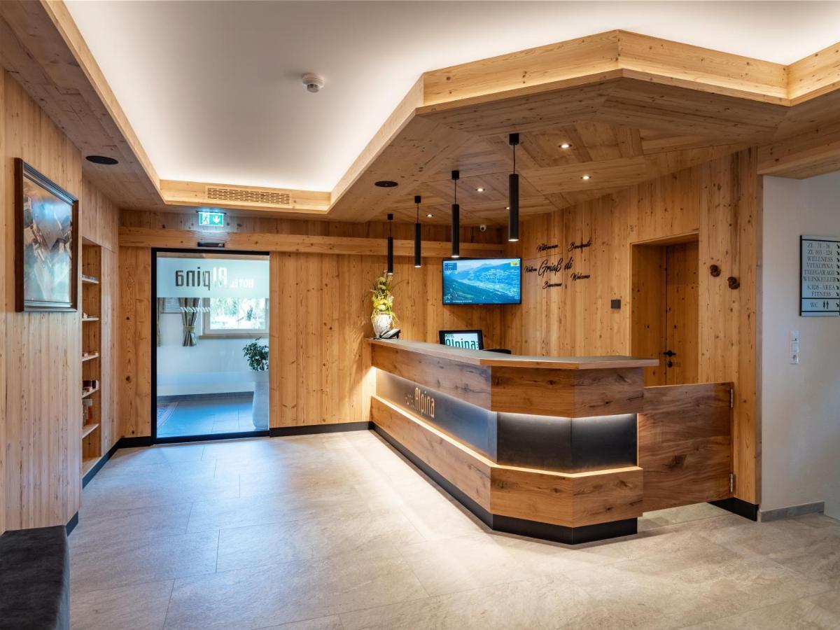 Hotel Alpina Ried im Zillertal Exteriör bild