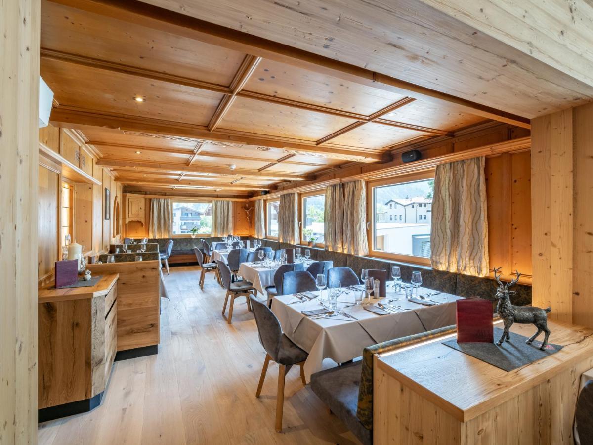 Hotel Alpina Ried im Zillertal Exteriör bild