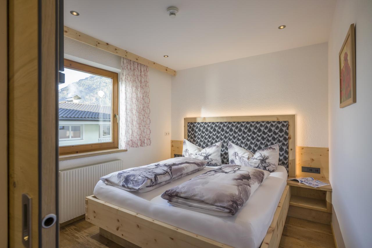 Hotel Alpina Ried im Zillertal Exteriör bild
